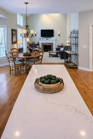 823 Columbia Circle North Aurora IL 60542