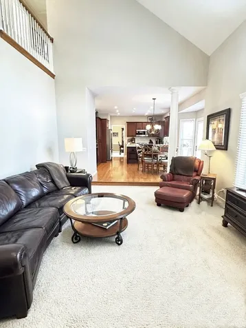823 Columbia Circle North Aurora IL 60542