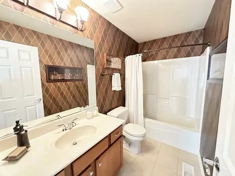 823 Columbia Circle North Aurora IL 60542