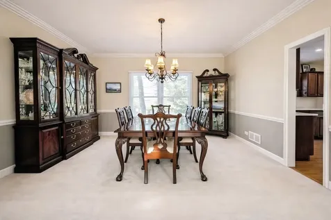 823 Columbia Circle North Aurora IL 60542