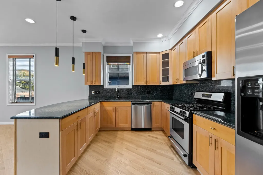 4105 South Drexel Boulevard Chicago IL 60653