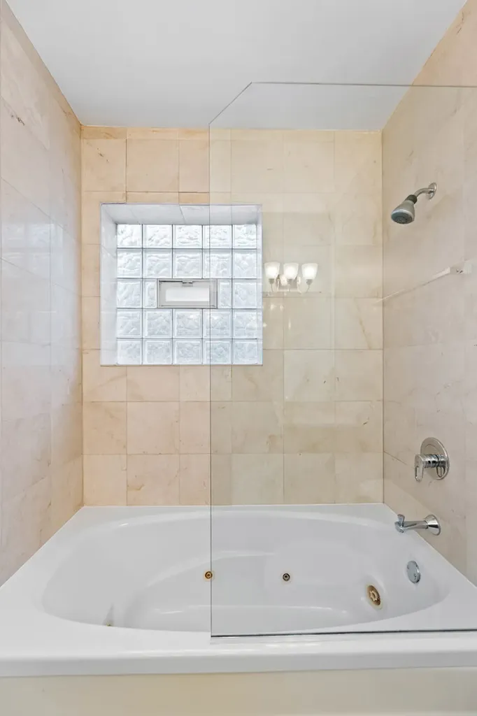 4105 South Drexel Boulevard Chicago IL 60653