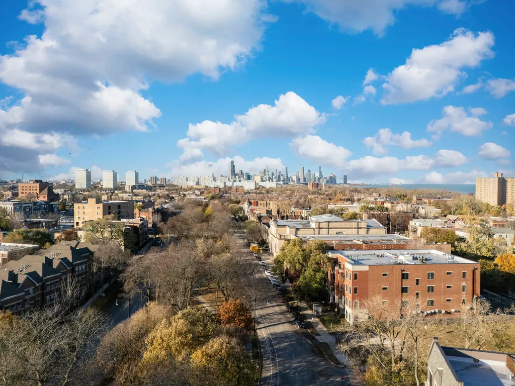 4105 South Drexel Boulevard Chicago IL 60653