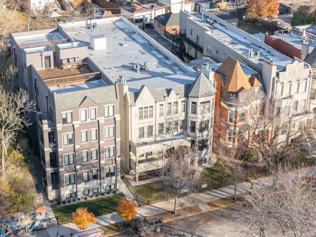 4105 South Drexel Boulevard Chicago IL 60653