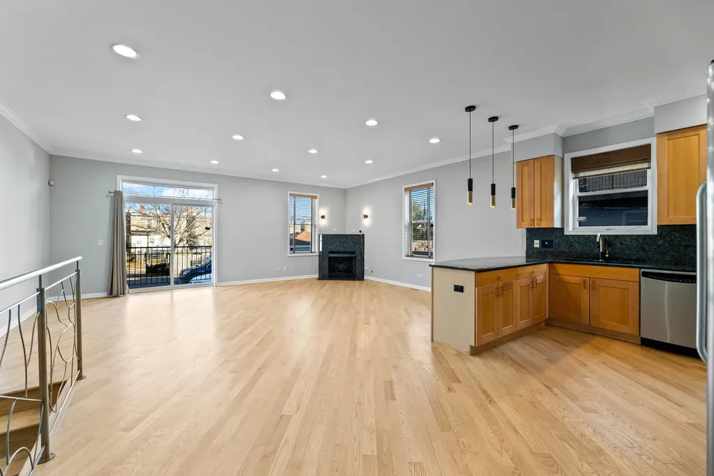 4105 South Drexel Boulevard Chicago IL 60653