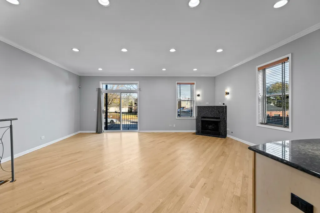 4105 South Drexel Boulevard Chicago IL 60653