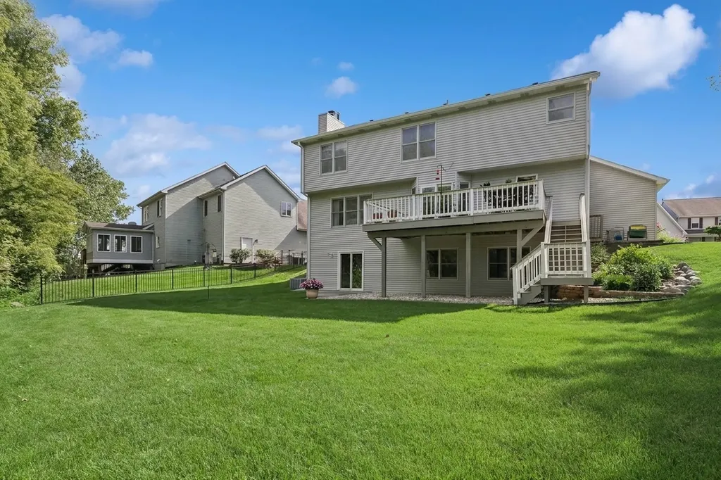 334 Sequoia Court Antioch IL 60002