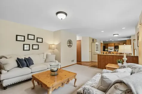334 Sequoia Court Antioch IL 60002