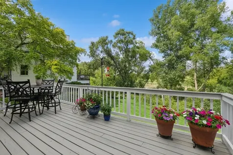 334 Sequoia Court Antioch IL 60002