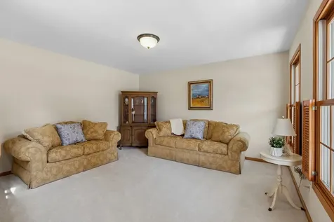 334 Sequoia Court Antioch IL 60002