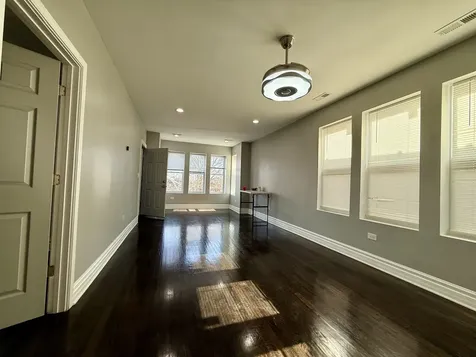 2118 South 59th Avenue Cicero IL 60804