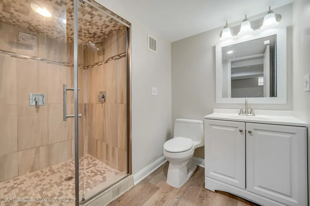 11232 South Albany Avenue Chicago IL 60655