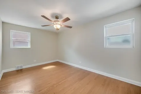 11232 South Albany Avenue Chicago IL 60655