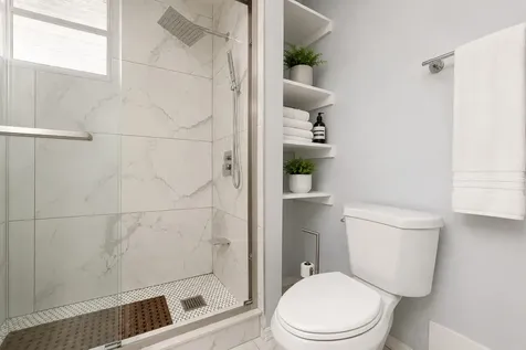 2251 West Belmont Avenue Chicago IL 60618