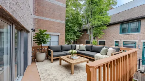 2730 North Greenview Avenue Chicago IL 60614