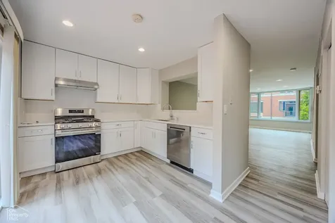 2730 North Greenview Avenue Chicago IL 60614