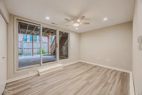 2730 North Greenview Avenue Chicago IL 60614