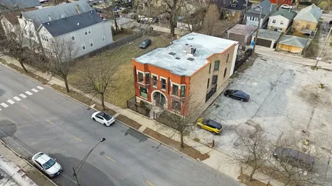 718 West 51st Street Chicago IL 60609