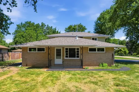 2802 15TH Street Winthrop Harbor IL 60096
