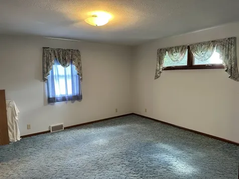 5827 Garden Plain Road Fulton IL 61252