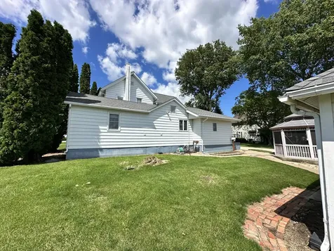 5827 Garden Plain Road Fulton IL 61252