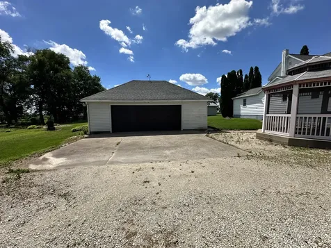 5827 Garden Plain Road Fulton IL 61252