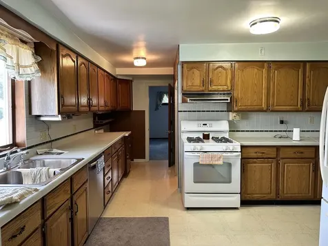 5827 Garden Plain Road Fulton IL 61252