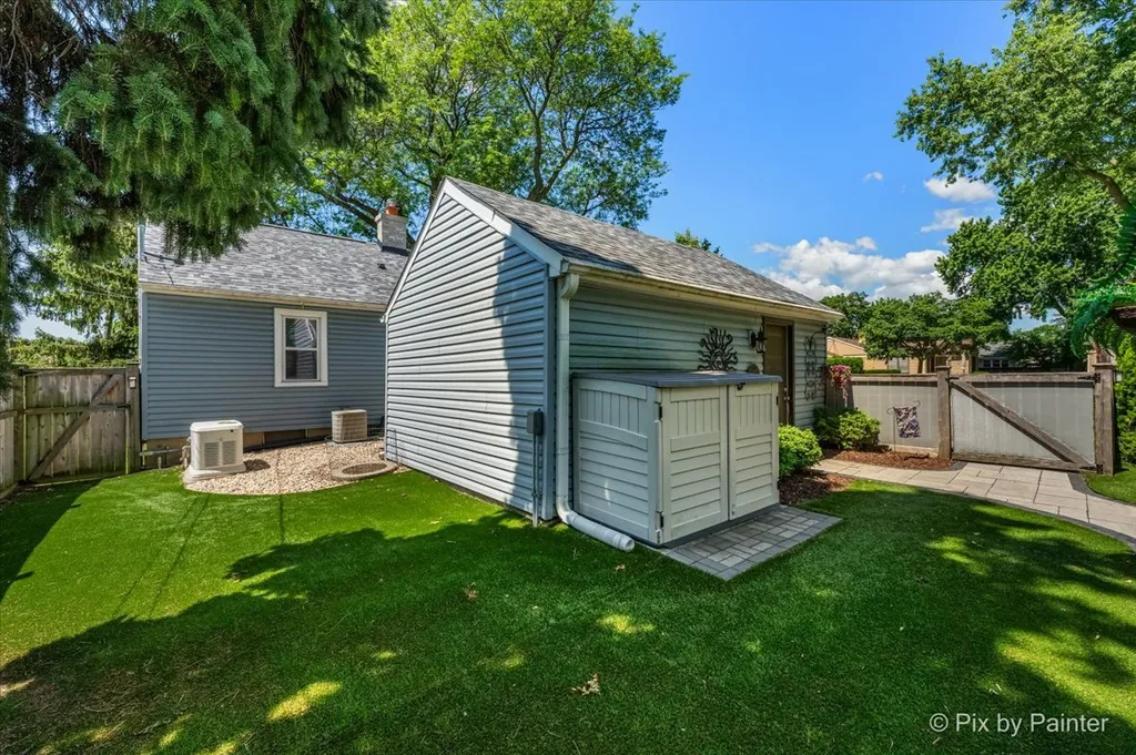 72 West Irving Park Road Roselle IL 60172