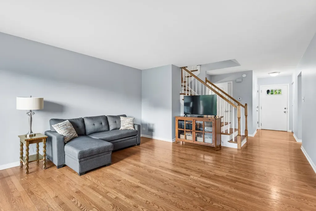 1534 Blackburn Street Wheaton IL 60189