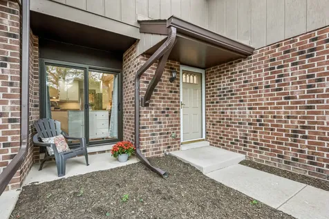 1534 Blackburn Street Wheaton IL 60189