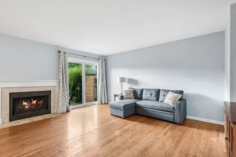 1534 Blackburn Street Wheaton IL 60189