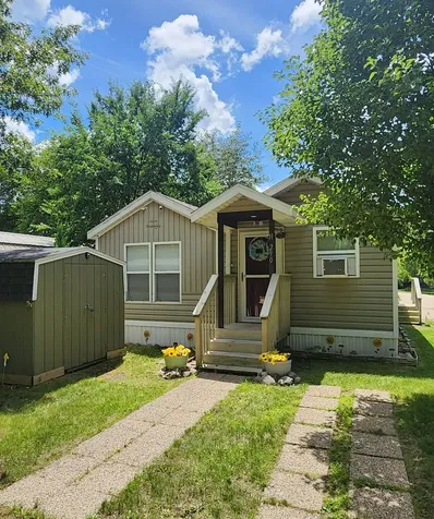11/290 Woodhaven Lakes Sublette IL 61367