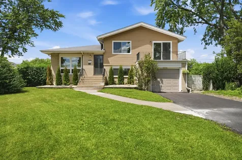 2524 Allison Court Glenview IL 60025