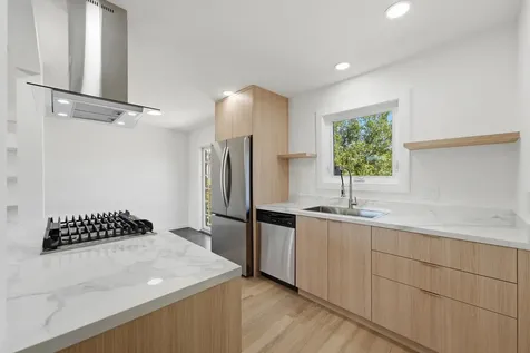 2524 Allison Court Glenview IL 60025