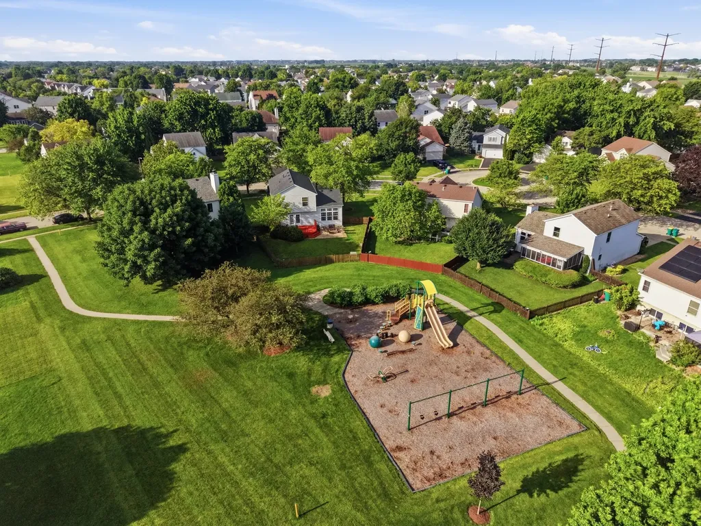 2054 Winding Lakes Drive Plainfield IL 60586