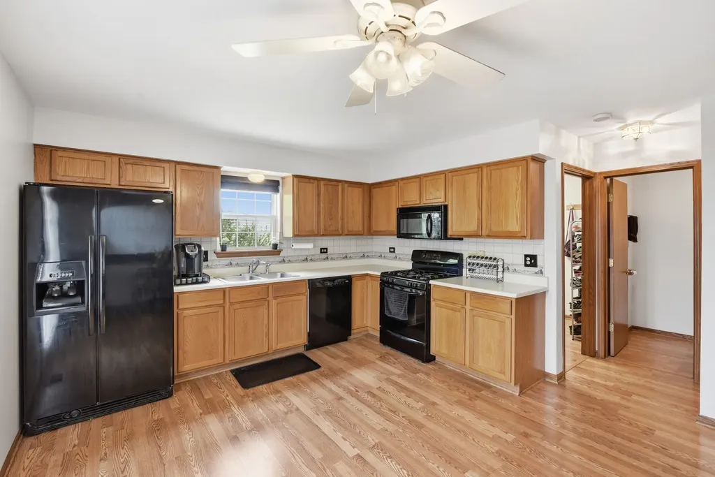 2054 Winding Lakes Drive Plainfield IL 60586