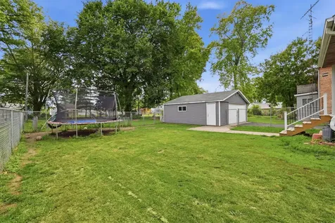 924 Prospect Street Dekalb IL 60115