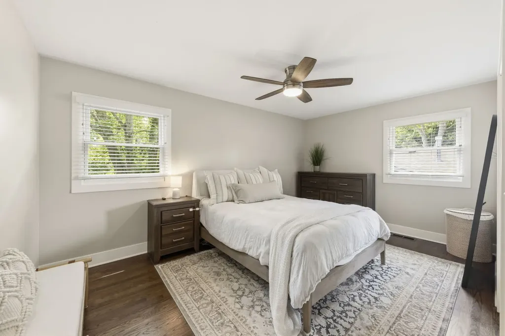 6029 Grand Avenue Downers Grove IL 60516