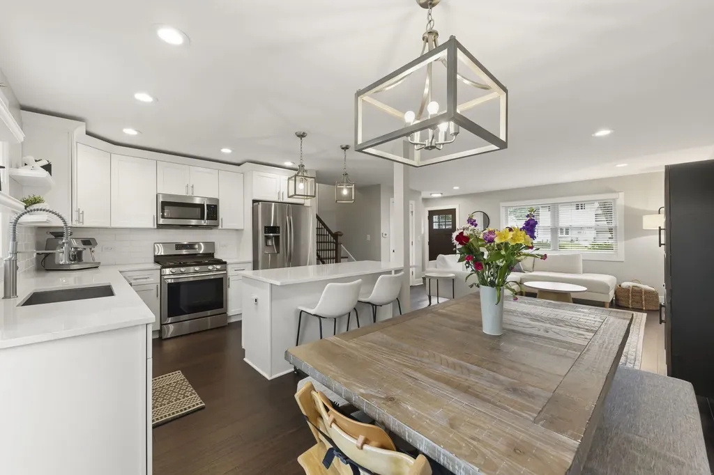 6029 Grand Avenue Downers Grove IL 60516