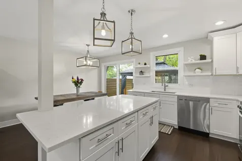 6029 Grand Avenue Downers Grove IL 60516