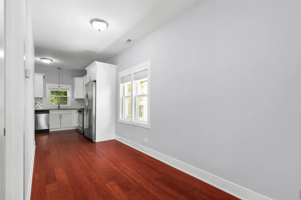 7351 West Barry Avenue Chicago IL 60707