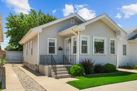 7351 West Barry Avenue Chicago IL 60707