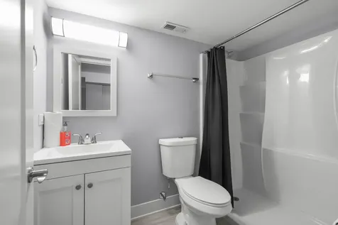 7351 West Barry Avenue Chicago IL 60707