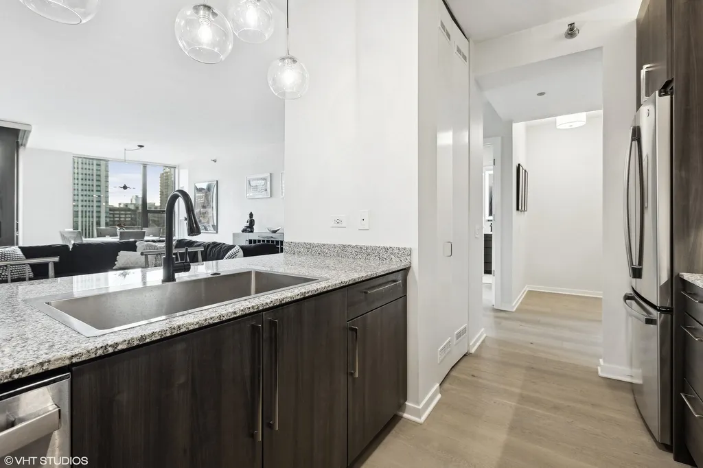 501 North Clinton Street Chicago IL 60654