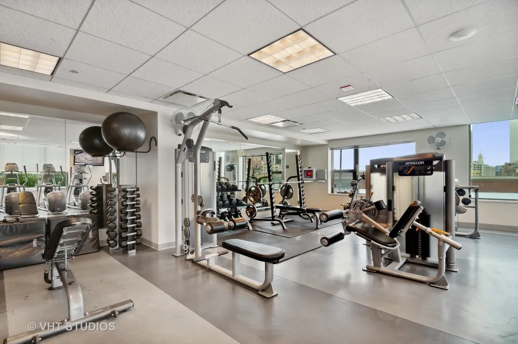 501 North Clinton Street Chicago IL 60654