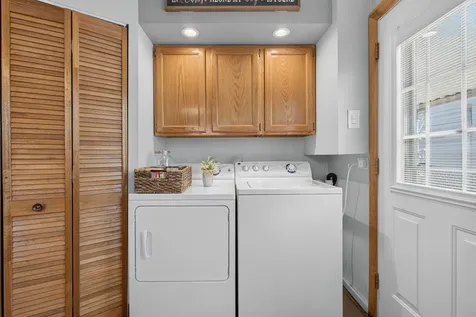 6109 South Neenah Avenue Chicago IL 60638
