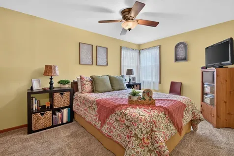 6109 South Neenah Avenue Chicago IL 60638