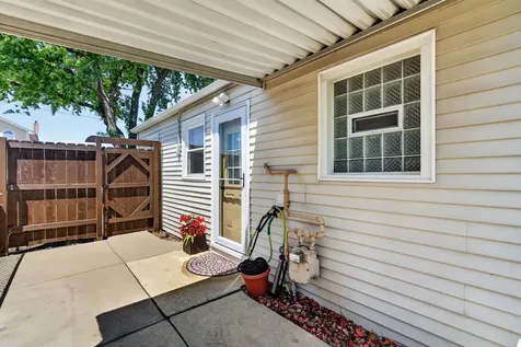 6109 South Neenah Avenue Chicago IL 60638