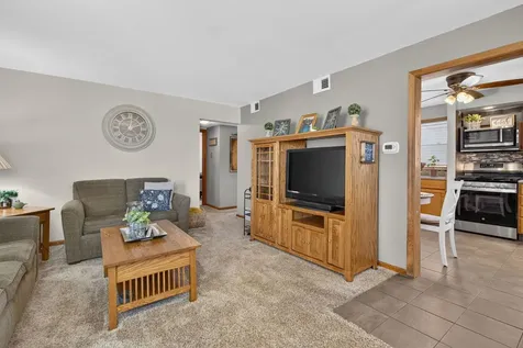 6109 South Neenah Avenue Chicago IL 60638