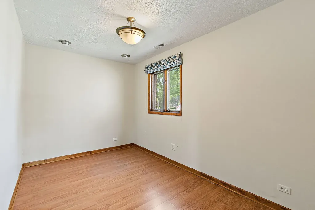 1133 North Thatcher Lane Addison IL 60101